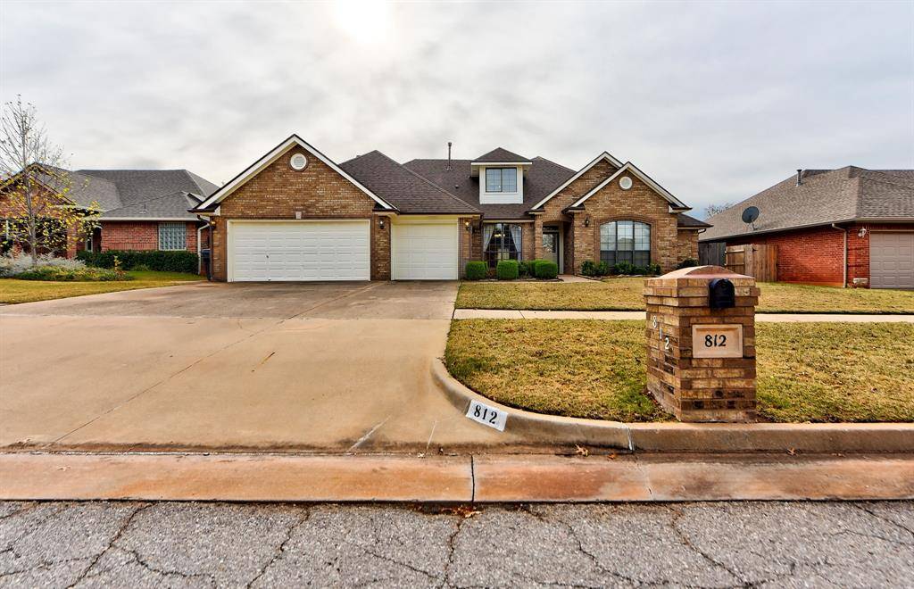 Edmond, OK 73013,812 NW 143rd Street