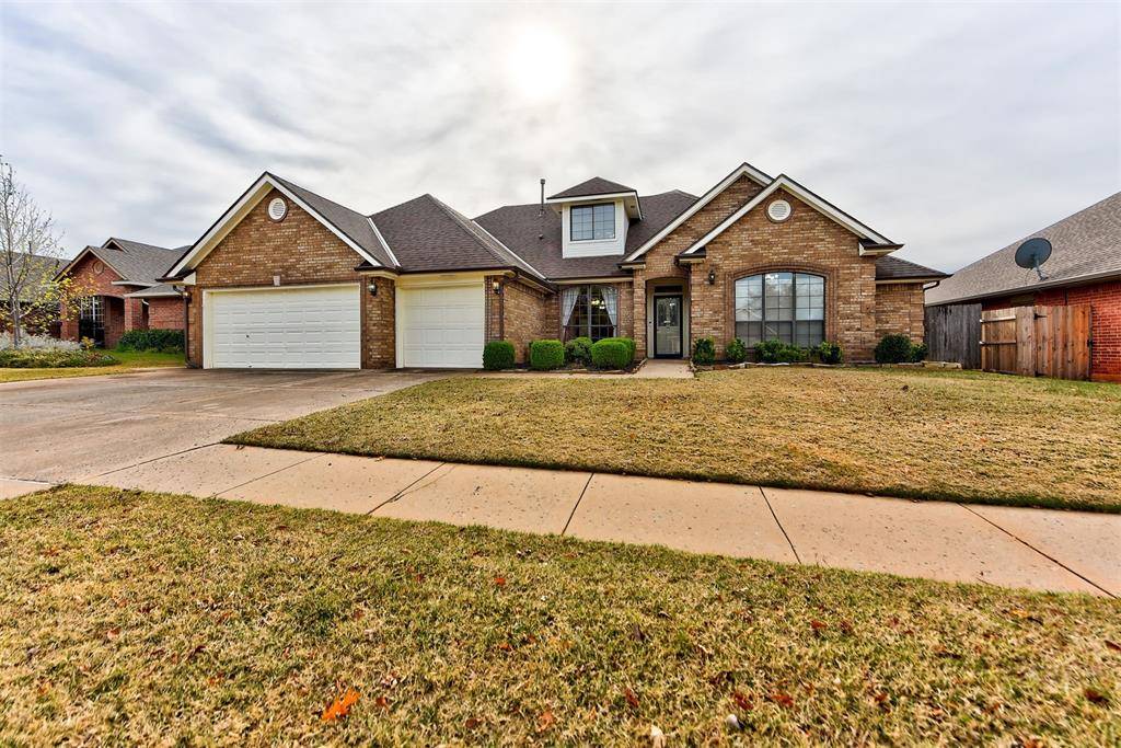 Edmond, OK 73013,812 NW 143rd Street