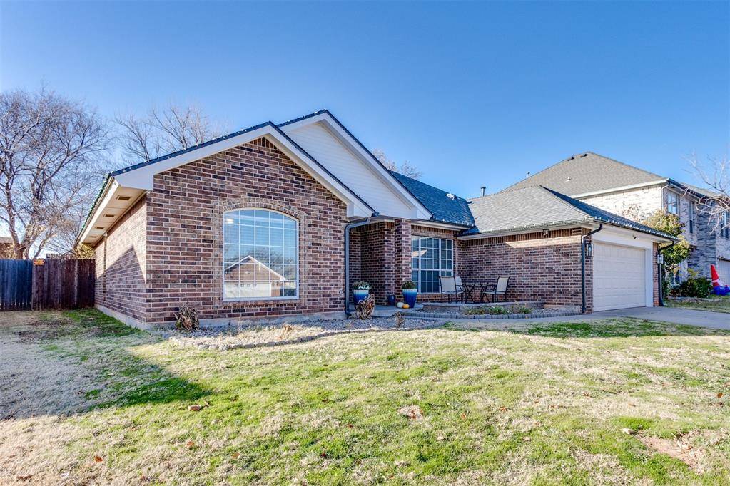 Edmond, OK 73012,17617 N Cranbrook Road