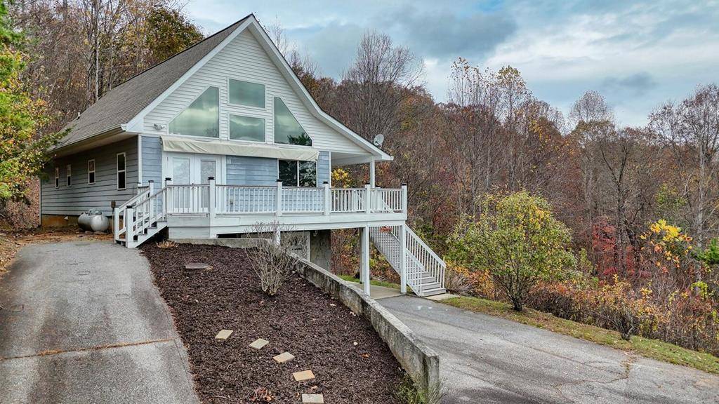 Hayesville, NC 28904,70 Smokerise