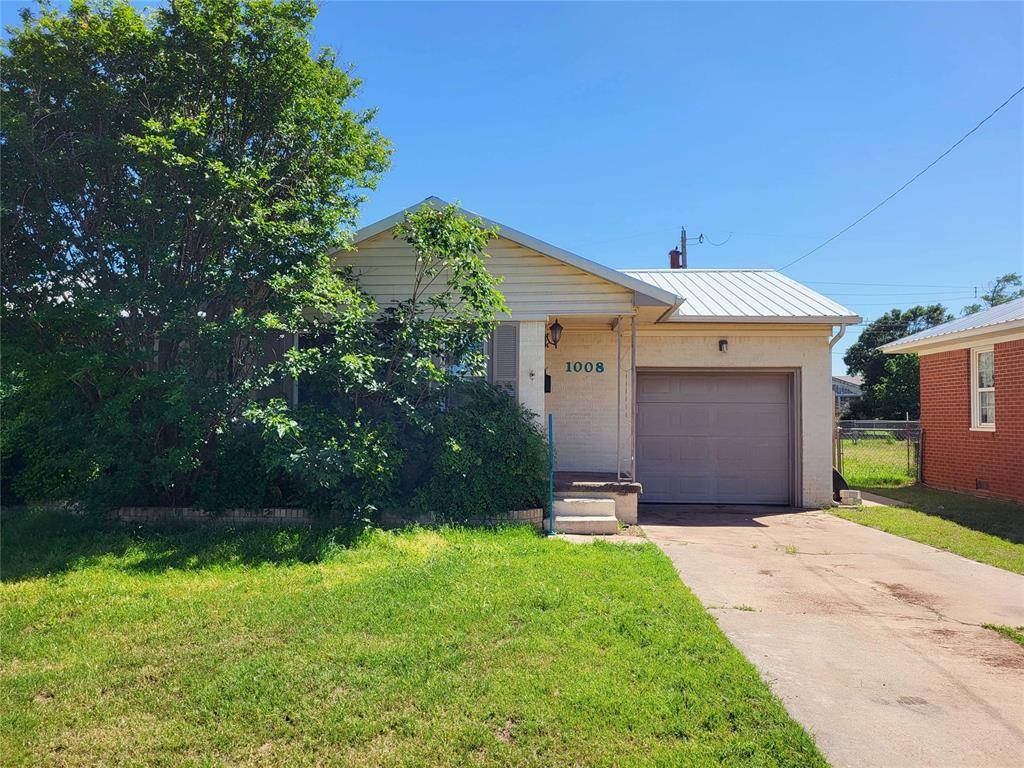 Altus, OK 73521,1008 Loyadell Street