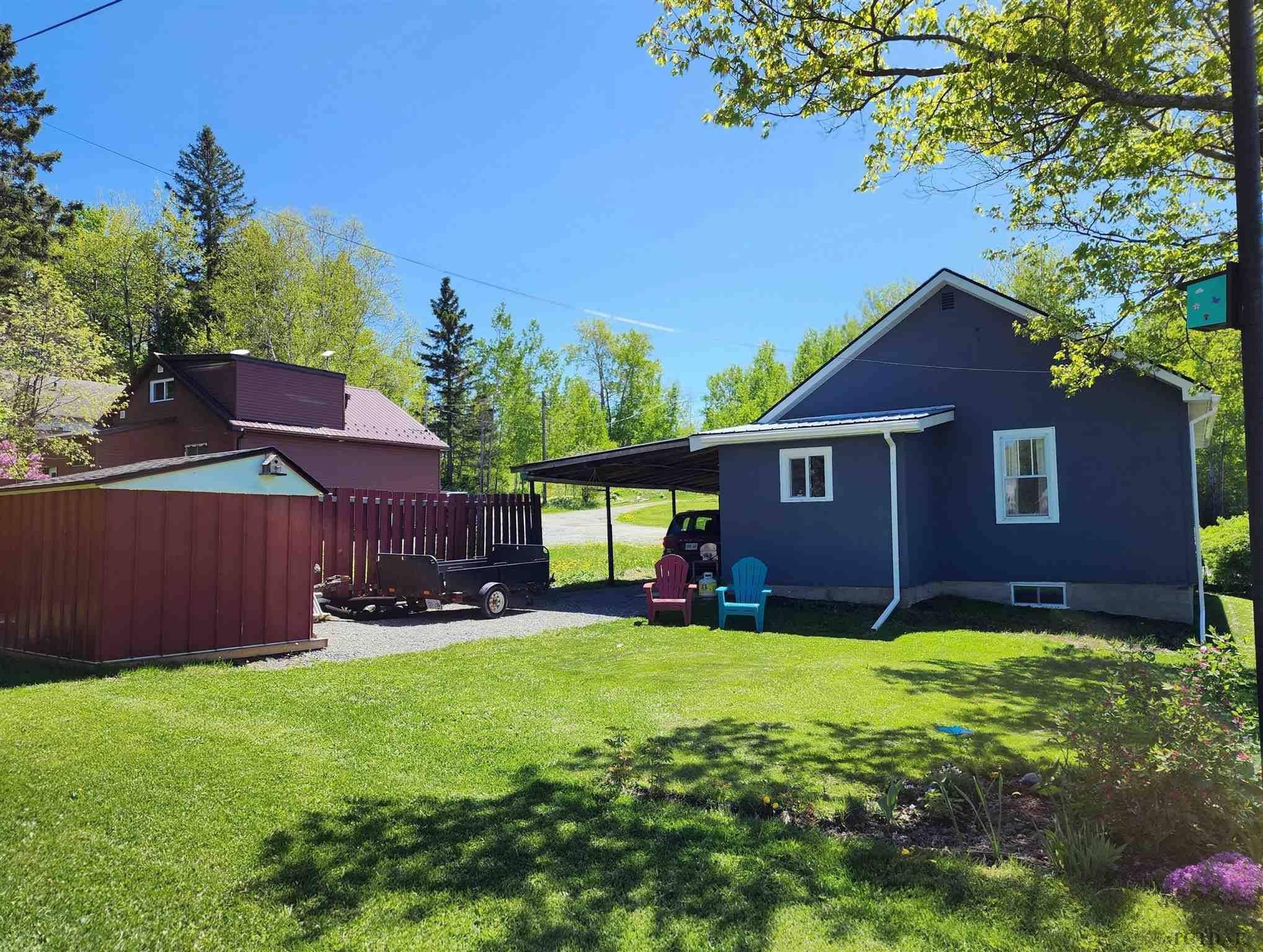 Timiskaming, ON P0K 1X0,8 Colville ST