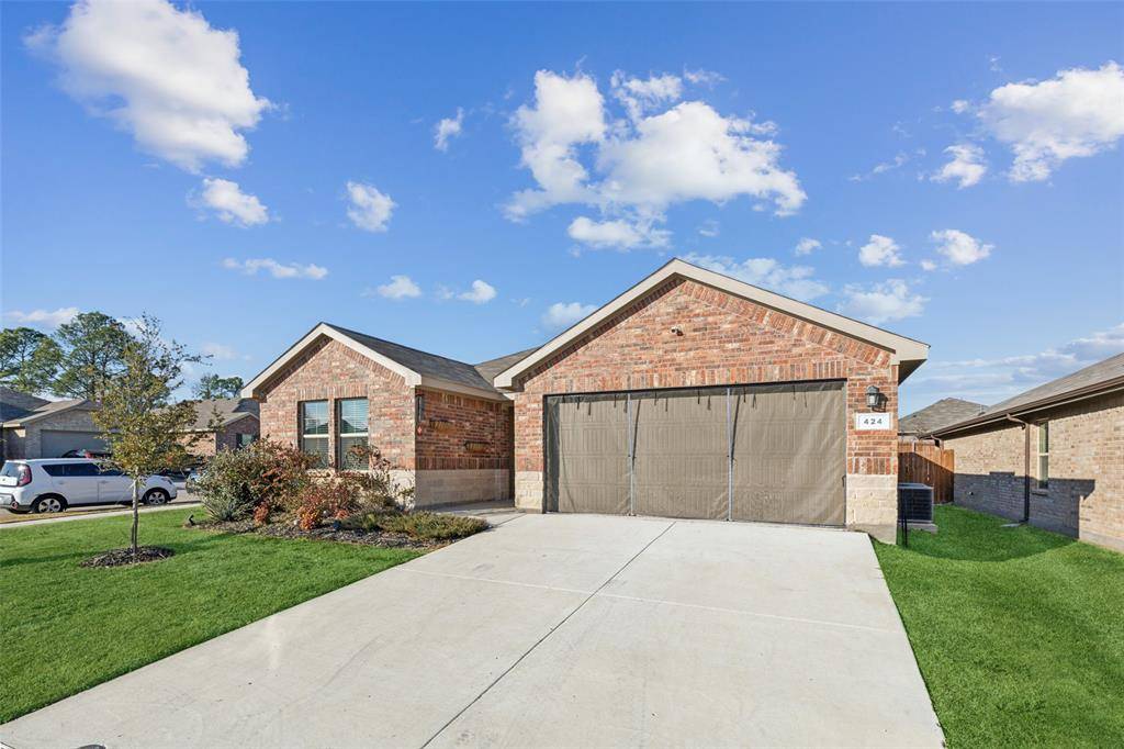 Azle, TX 76020,424 Amory Street