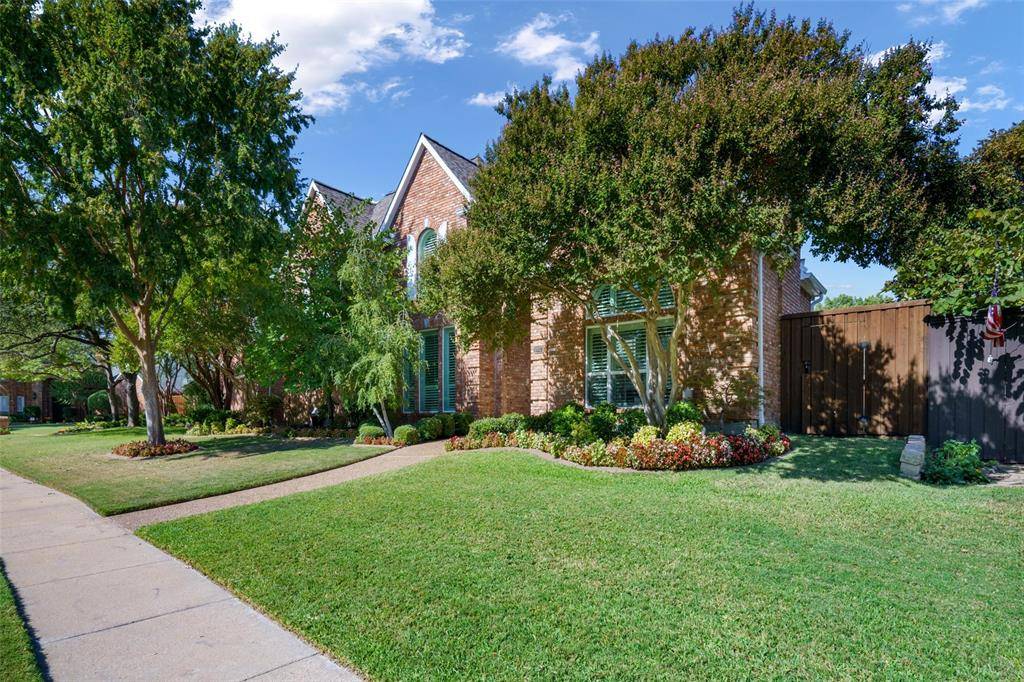 Plano, TX 75093,5917 Valleybrook Drive