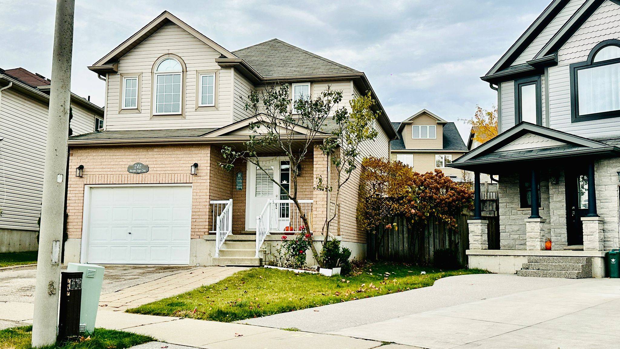 Kitchener, ON N2E 4G5,240 PURPLE SAGE CRES