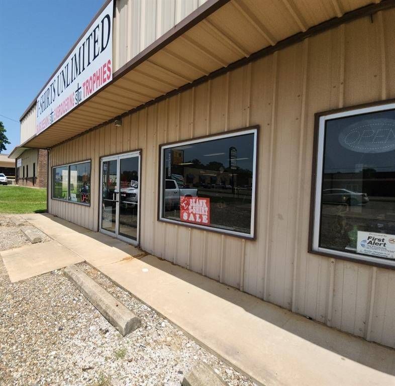 Idabel, OK 74745,2103 E Washington Street