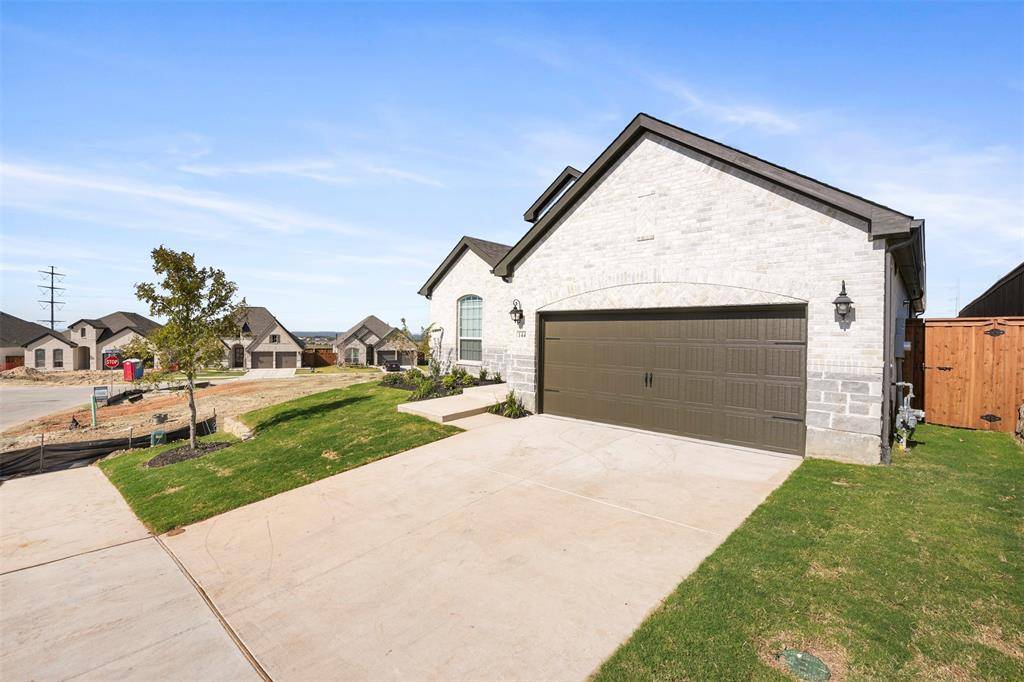 Rhome, TX 76078,144 Tierra Blanca Lane