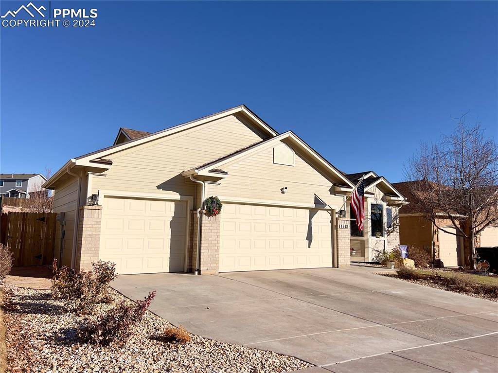 Colorado Springs, CO 80922,4618 Crow Creek DR