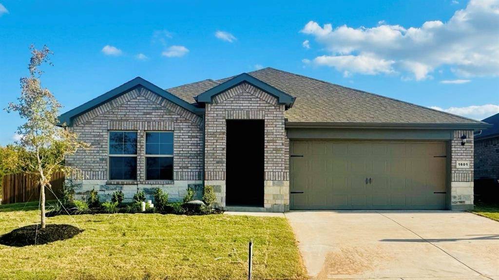 Cleburne, TX 76033,1601 WILDROSE Circle