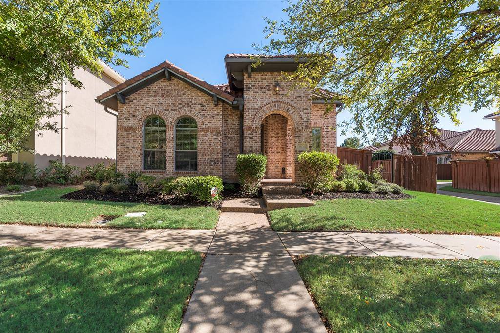 Irving, TX 75039,806 La Cima