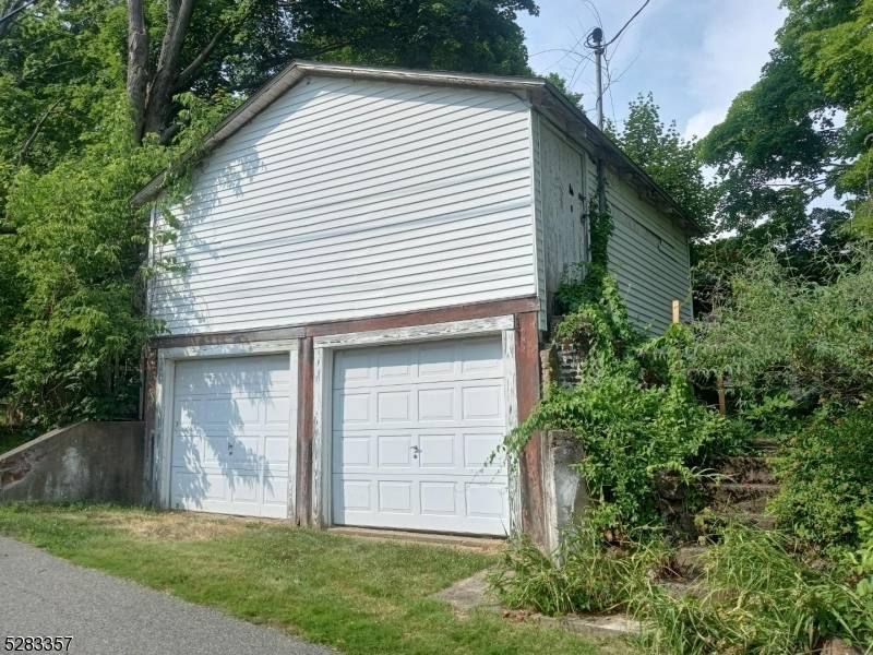 Hackettstown Town, NJ 07840,107 Vail St