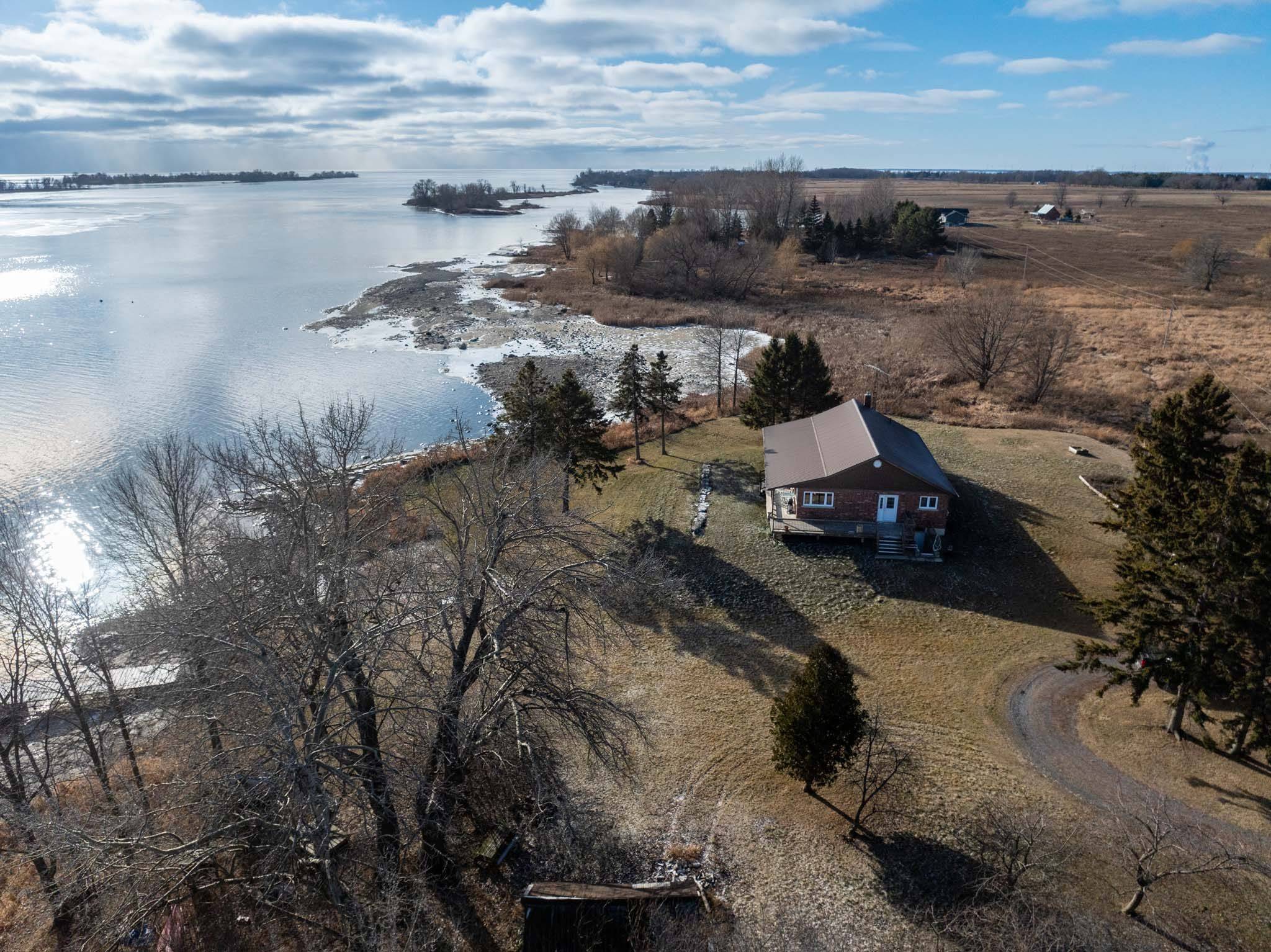 Frontenac Islands, ON K0H 2Y0,1125 Nine Mile Point RD