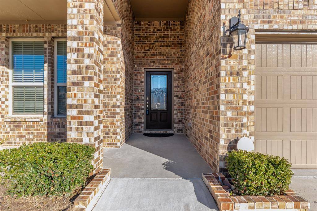 Little Elm, TX 75068,1105 Lake Summit Drive