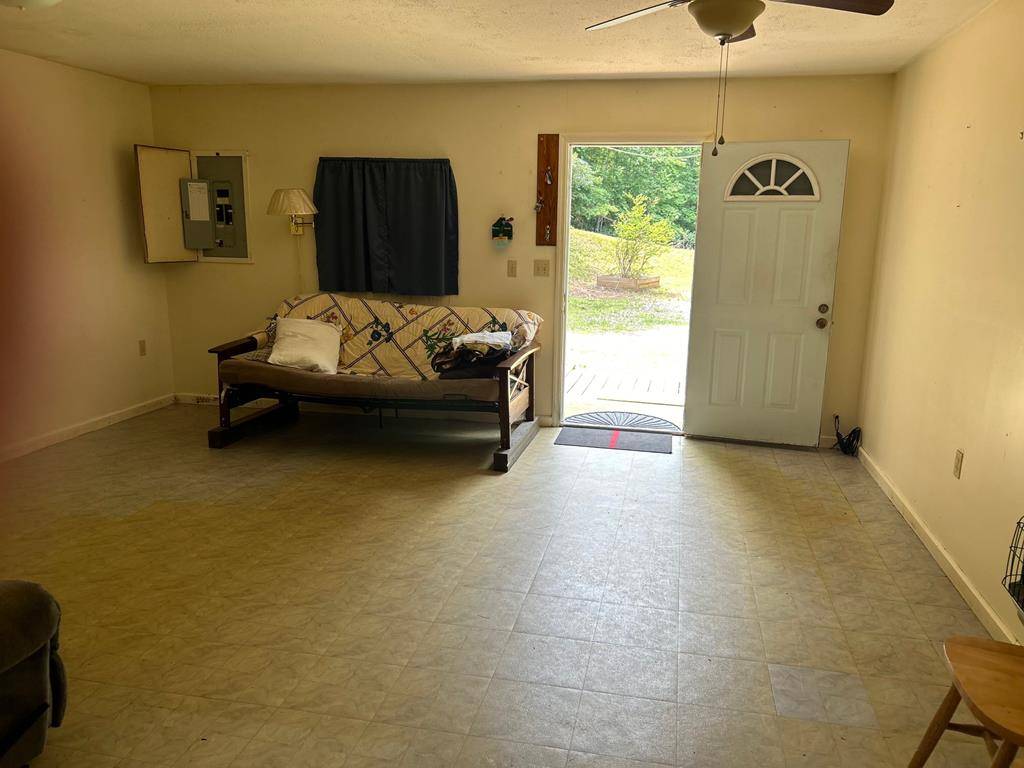 Blairsville, GA 30502,821 Loving Road