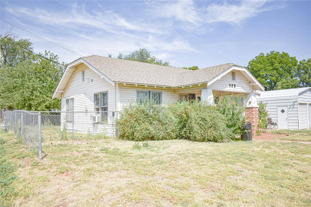 Elk City, OK 73644,309 S Oliver Avenue