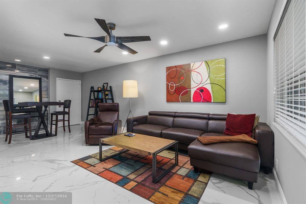 Wilton Manors, FL 33305,1940 NE 2nd Ave #114J