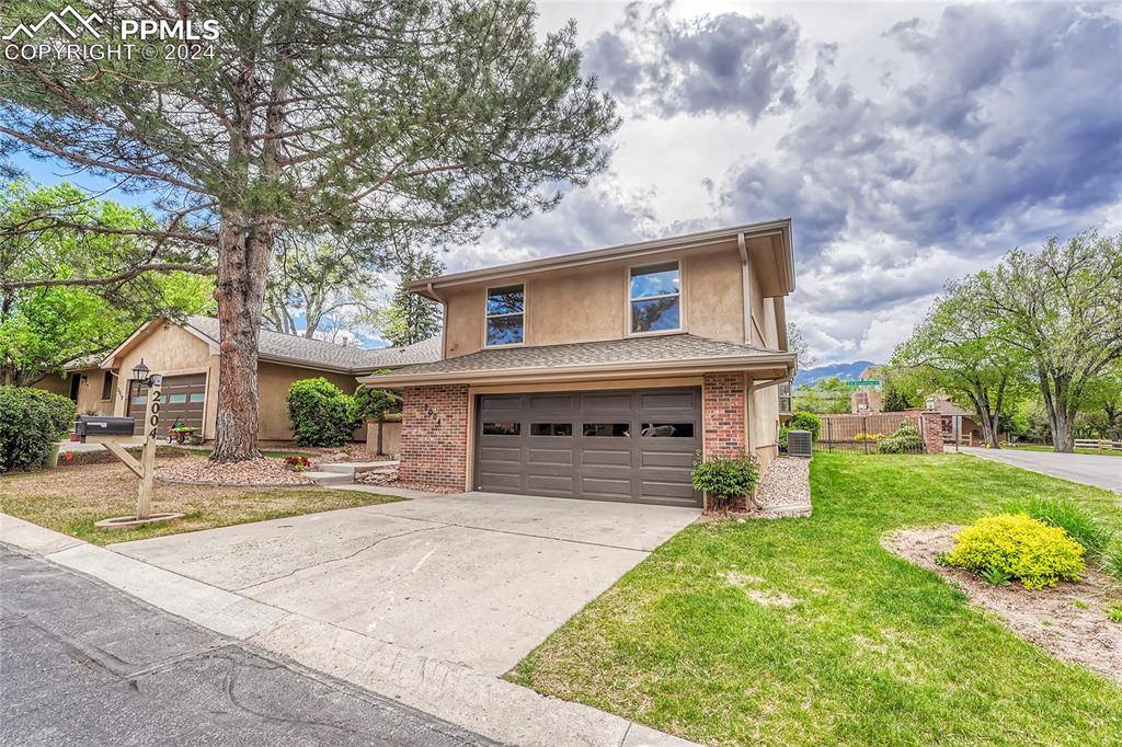 Colorado Springs, CO 80906,2004 Glenhill RD