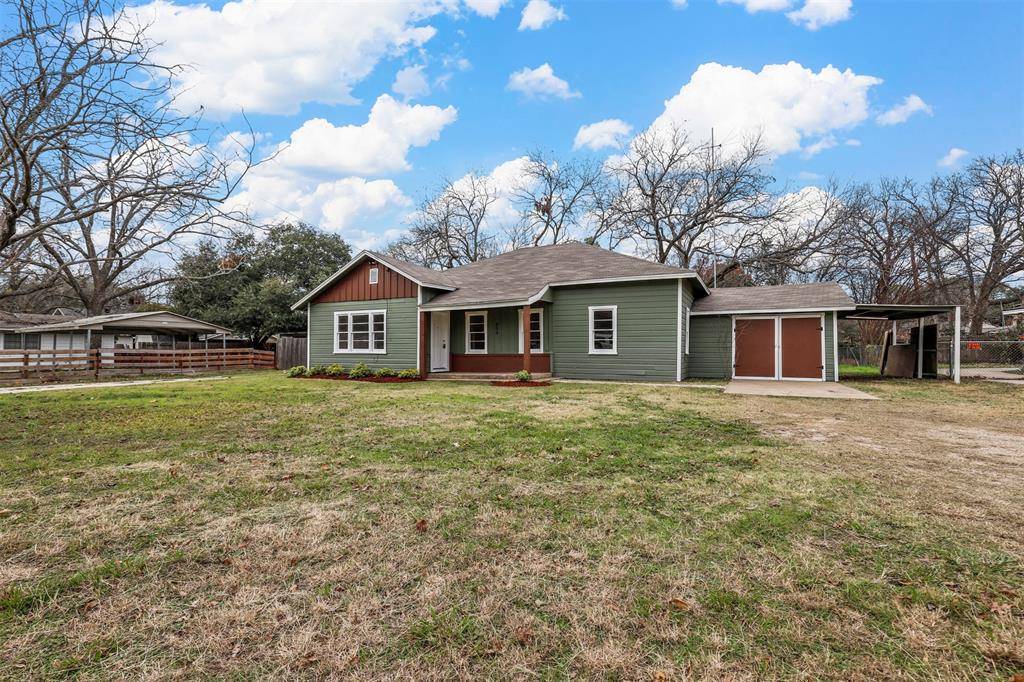 Cleburne, TX 76033,604 Country Club Road