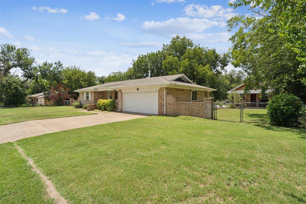 Granbury, TX 76048,719 Lipan Drive