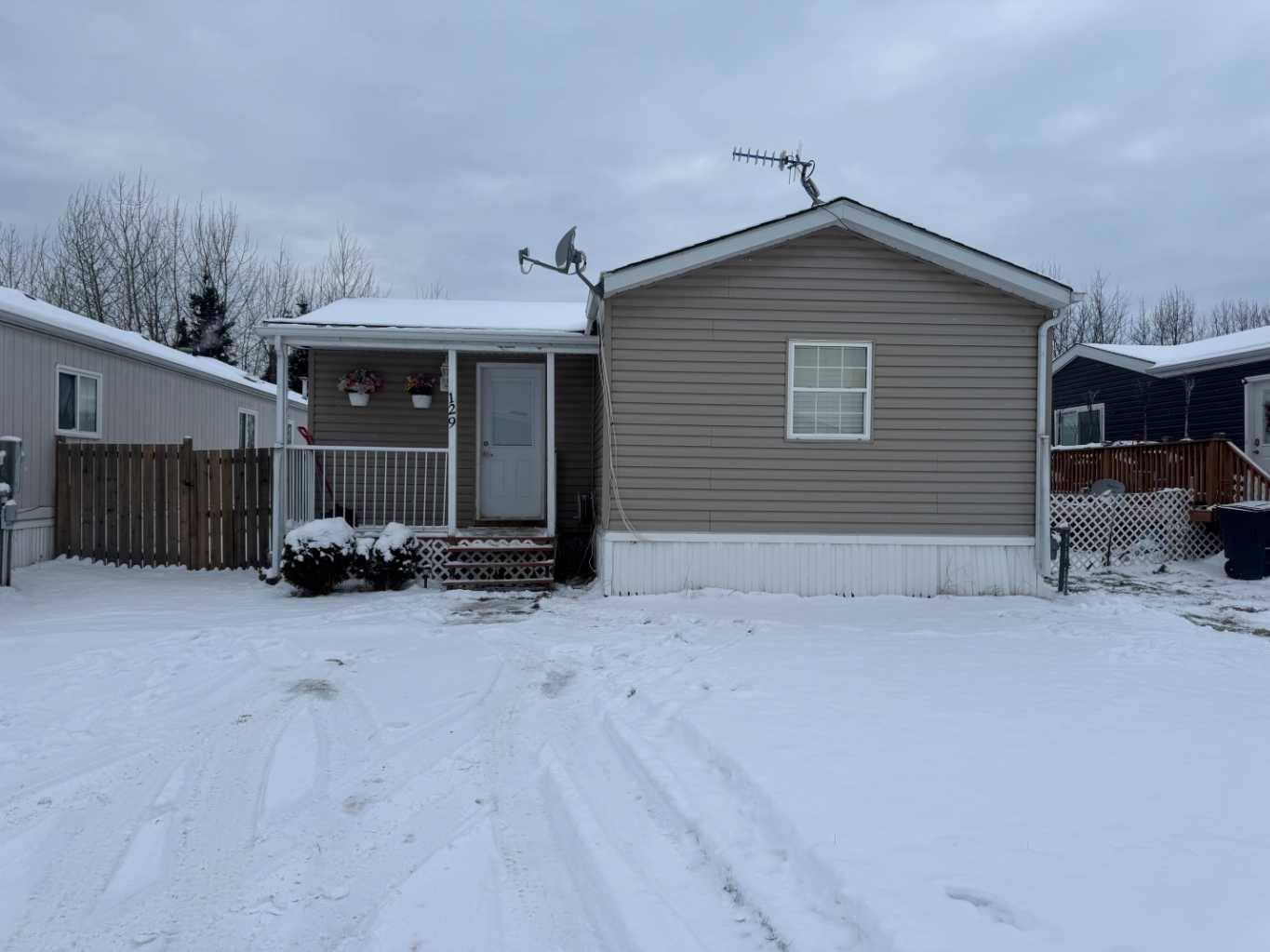 Slave Lake, AB T0G 2A4,812 6 AVE SW #129