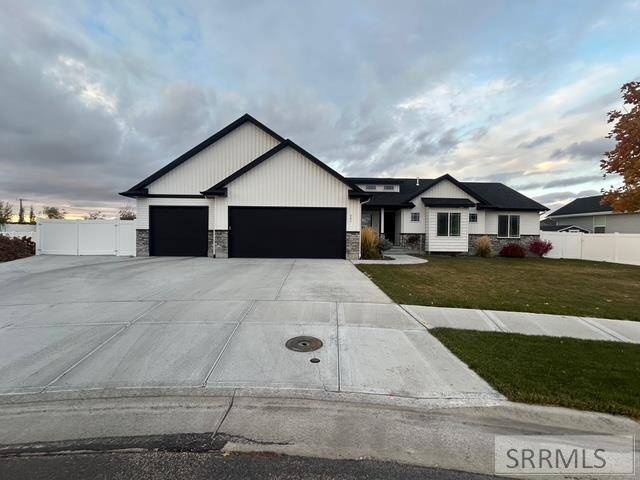 Idaho Falls, ID 83402,541 Glendora Circle