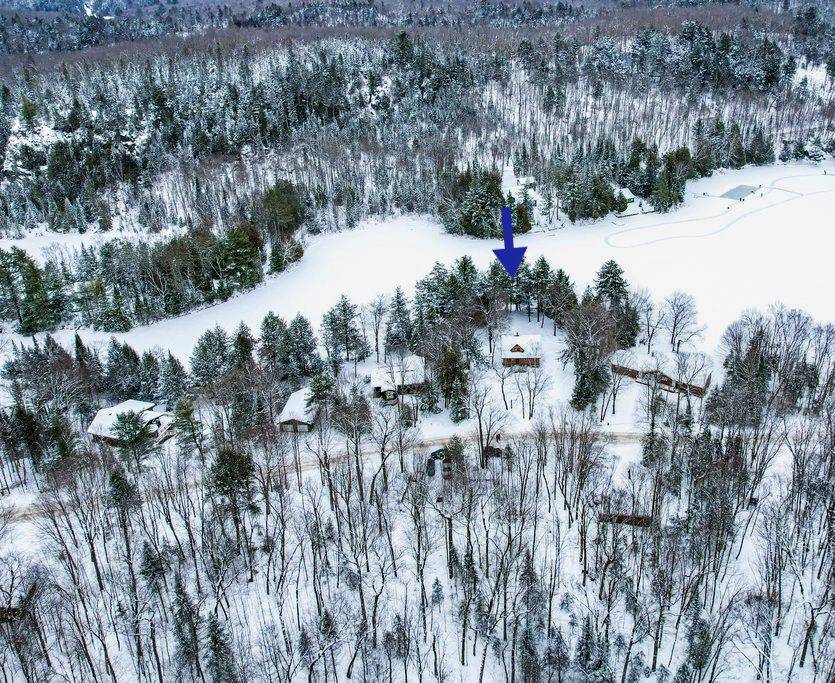 Algonquin Highlands, ON P0A 1H0,1058 Algonquin Outfitters RD