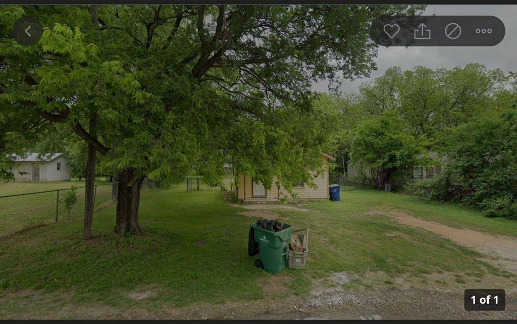 Chico, TX 76431,105 N Mccracken Street