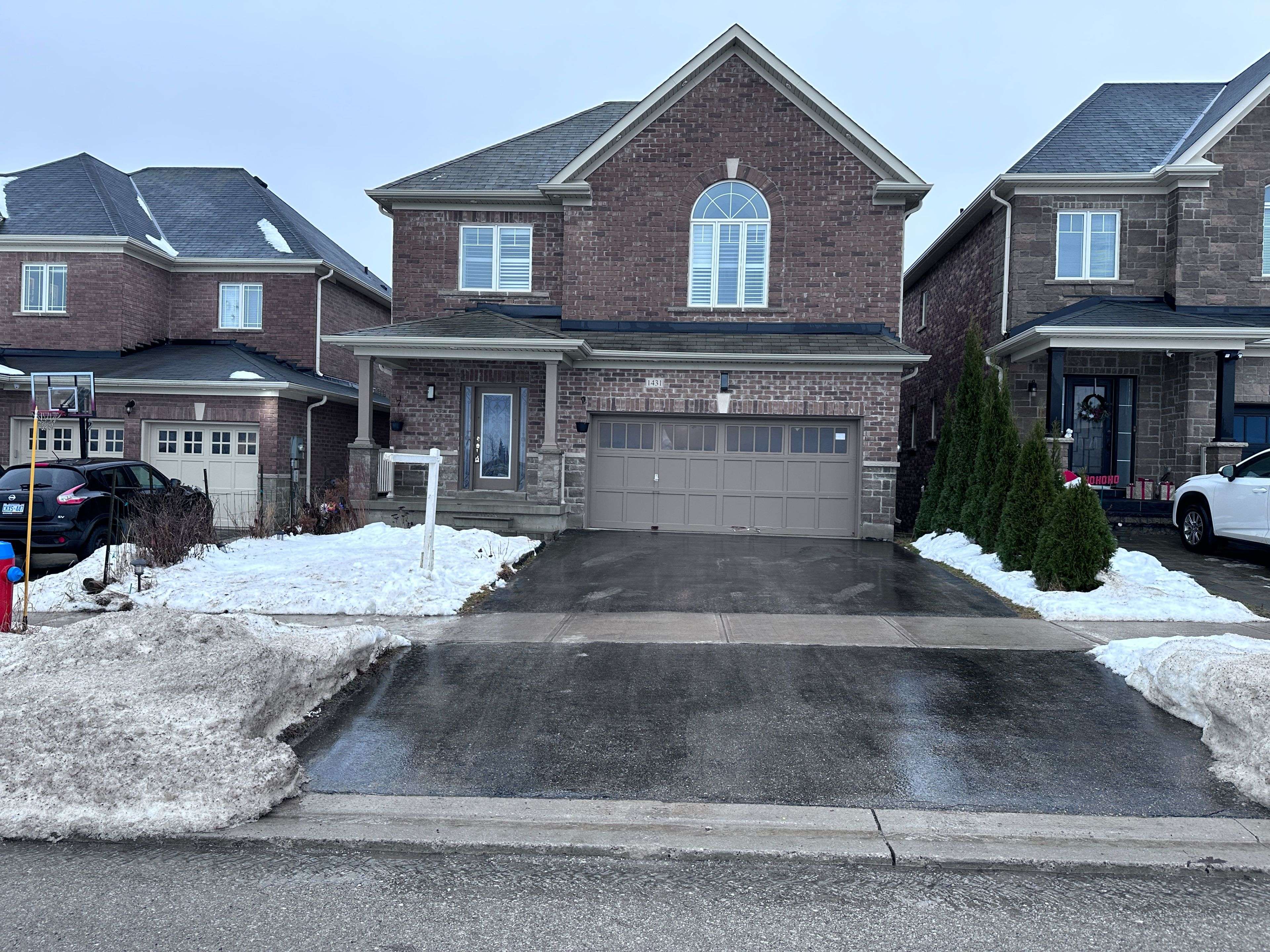 Innisfil, ON L0L 1W0,1431 Lormel Gate AVE