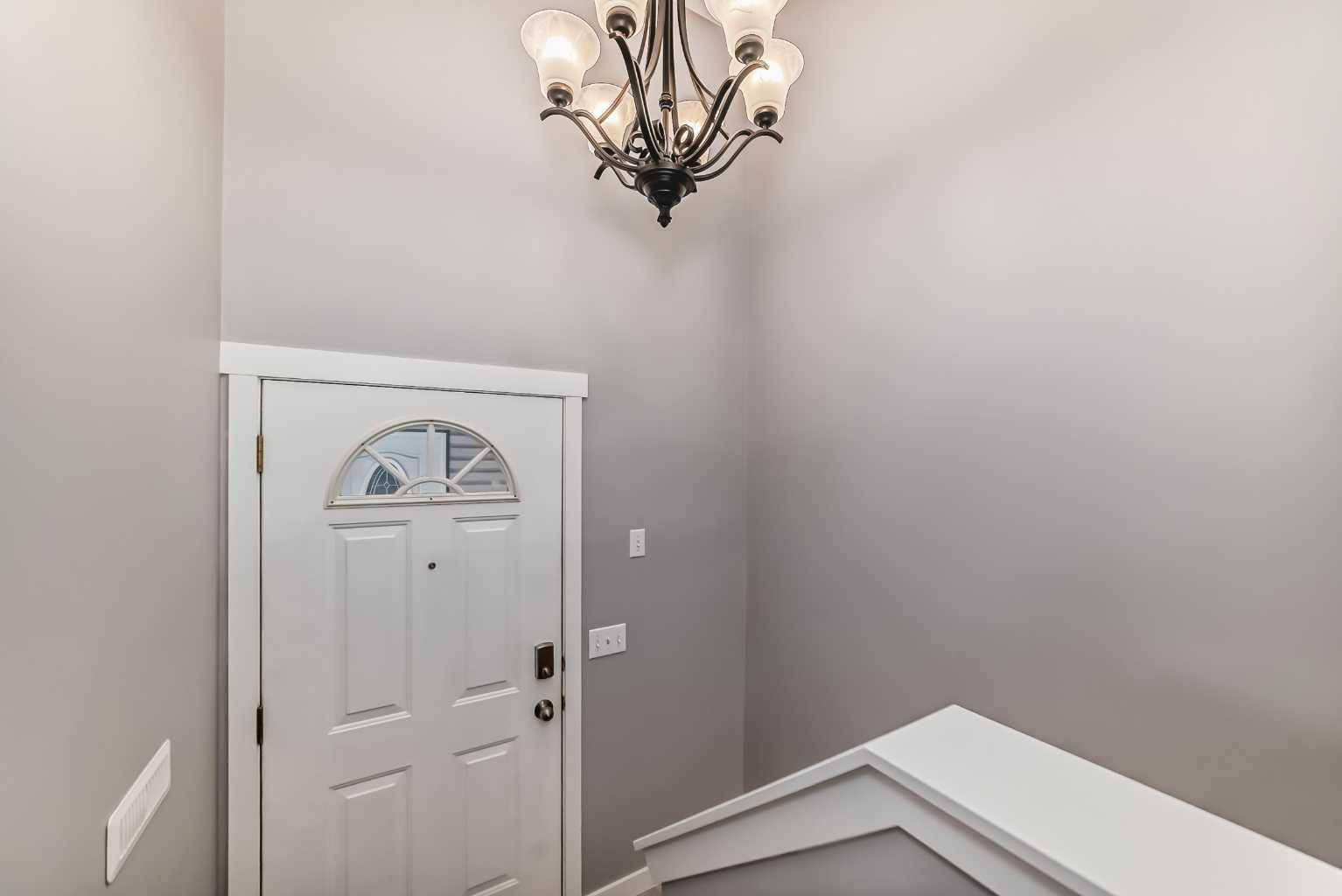 Strathmore, AB T1P 1B5,224 5th AVE #C