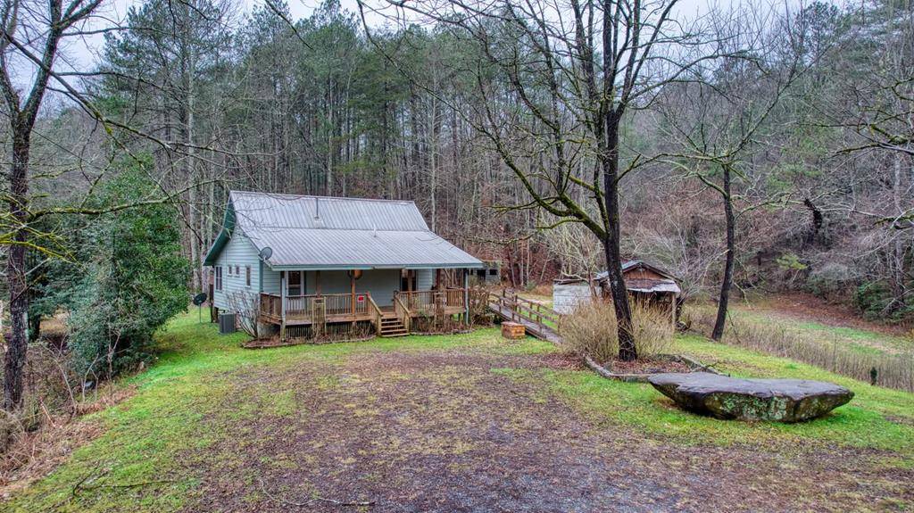 Ellijay, GA 30540,628 Seth Hyatt Road