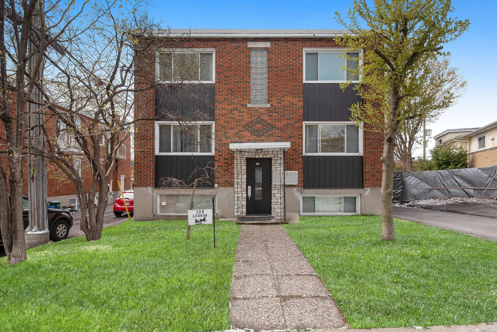 Vanier And Kingsview Park, ON K1L 5C9,108 Lebrun ST #5