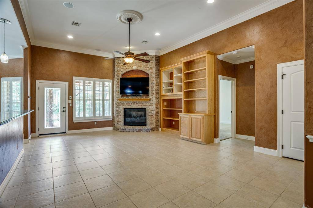 Denison, TX 75020,164 Golf Walk Circle