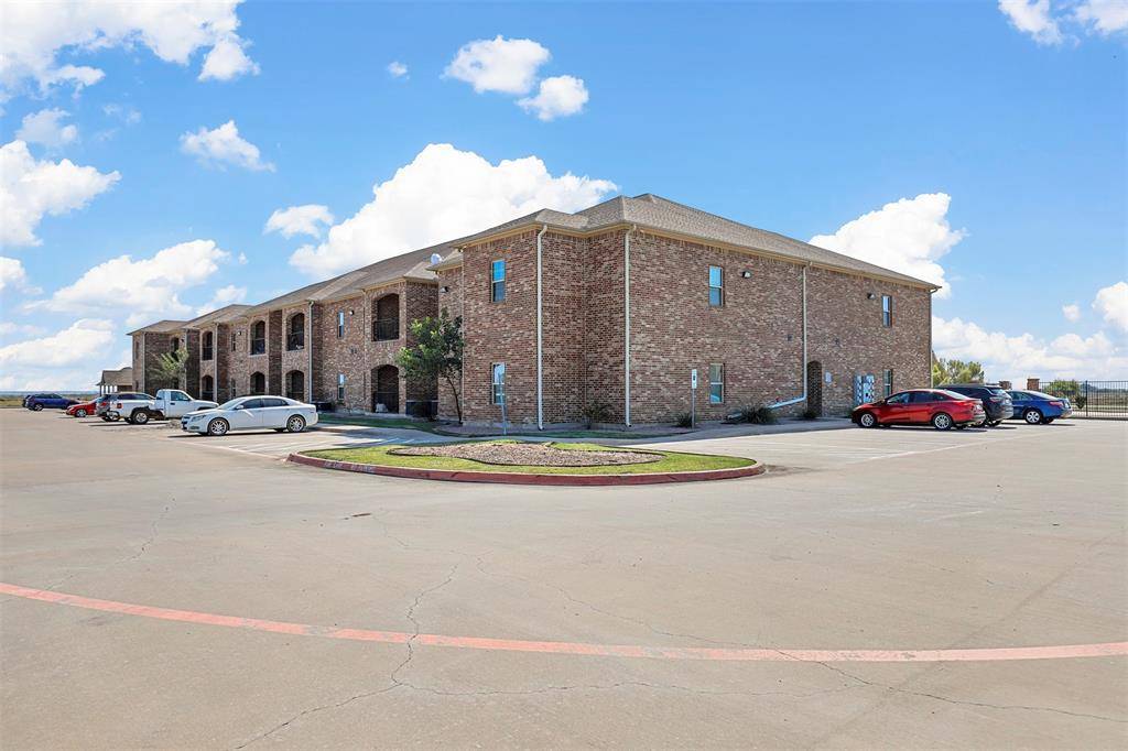 Alvarado, TX 76009,301 County Road 207 #1111