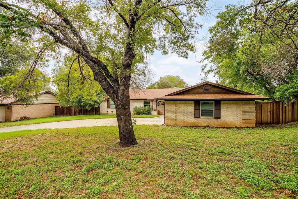 Benbrook, TX 76116,3804 Twilight Drive S