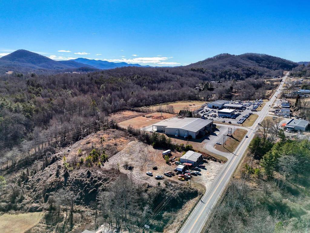 Hayesville, NC 28904,1331 Hwy 64W