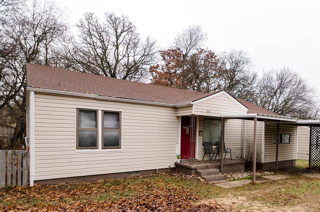 Pauls Valley, OK 73075,105 Park Row