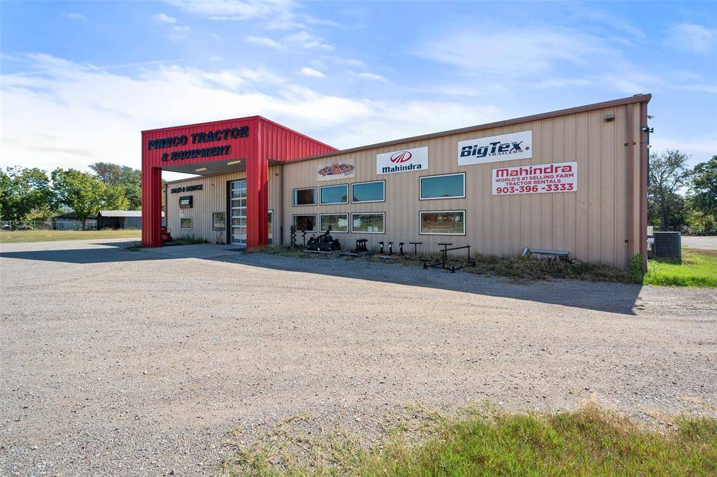 Kerens, TX 75144,11104 E State Highway 31