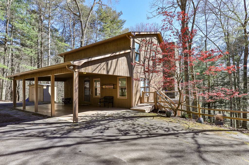 Ellijay, GA 30536,141 Indian Cave Road