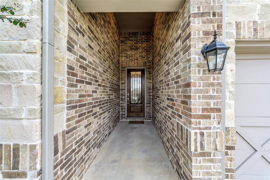 Arlington, TX 76002,692 Harris Ridge Drive