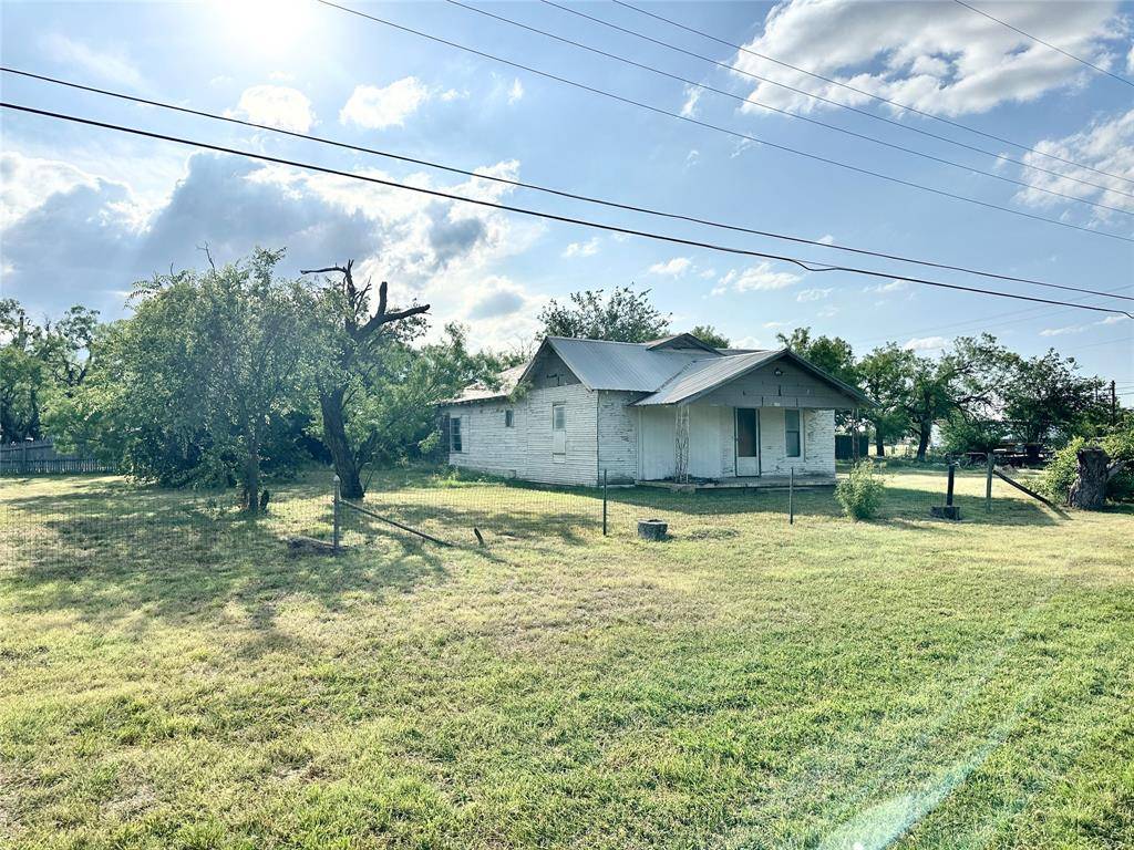 Tye, TX 79563,114 Drummond Street