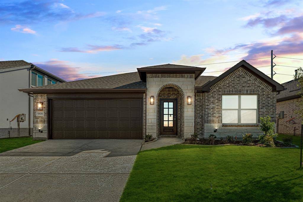 Lavon, TX 75166,908 Alder Drive