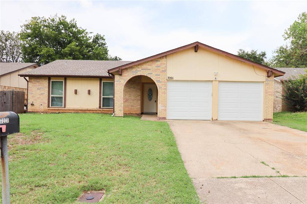 Fort Worth, TX 76133,7221 Misty Meadow Drive S