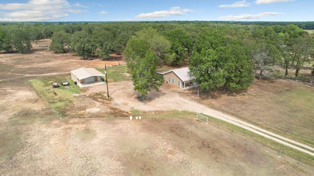 Blossom, TX 75416,781 County Road 44800