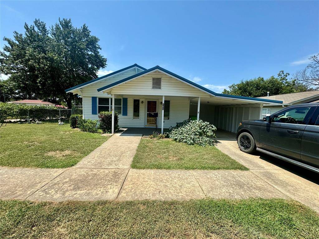 Okemah, OK 74859,701 N 3rd Street