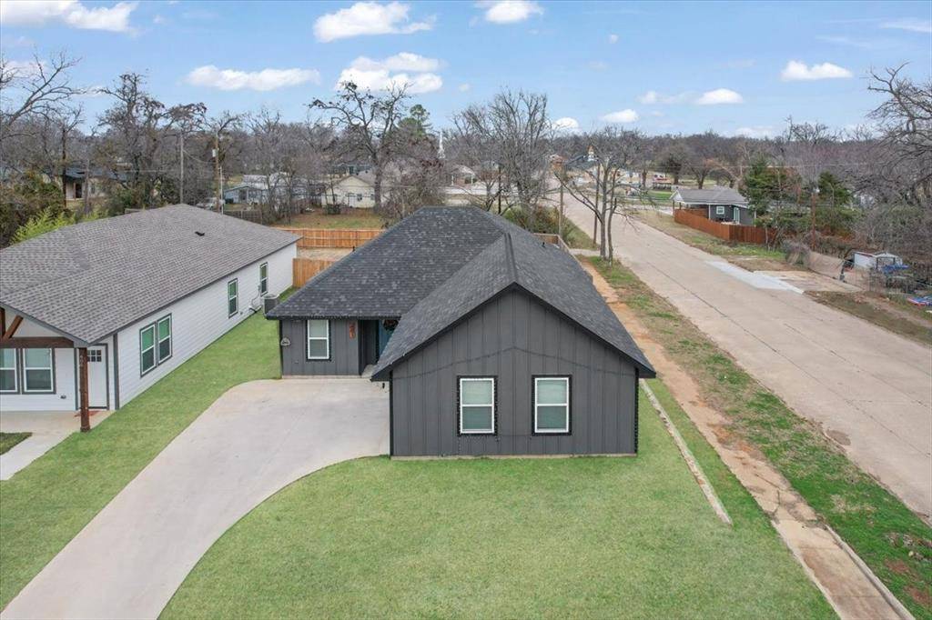 Denison, TX 75020,601 W Morton Street