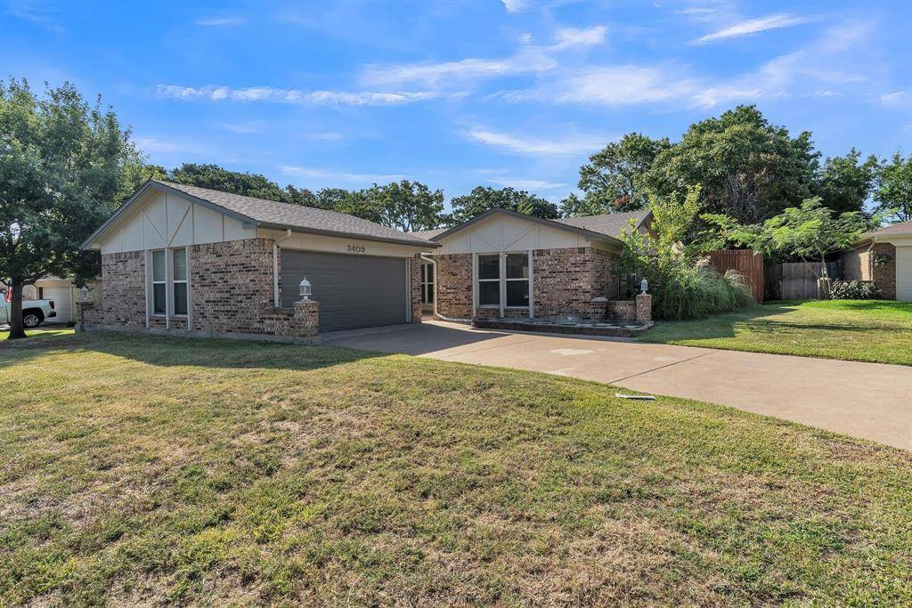 Bedford, TX 76021,3409 Meadow Wood Court