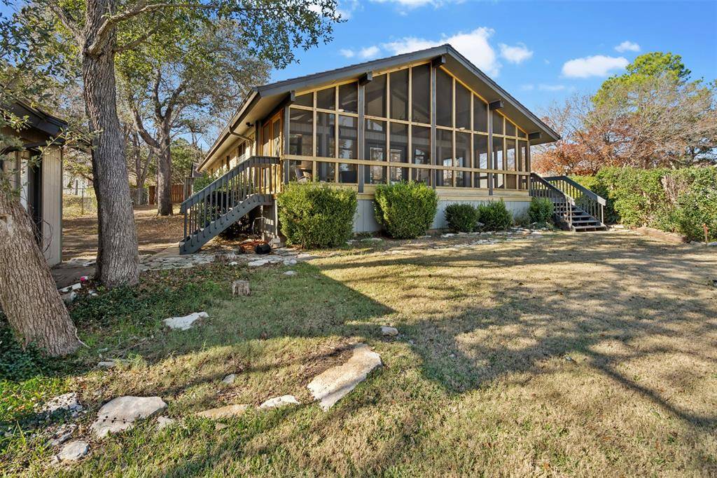 Granbury, TX 76048,1405 E Tioga Court