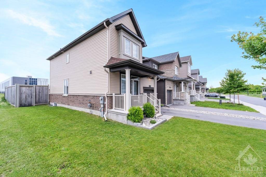 Barrhaven, ON K2J 6S1,11 AURA AVE