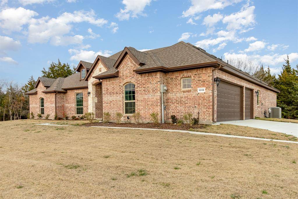 Forney, TX 75126,1312 Wilderness Lane