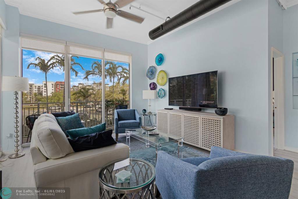 Fort Lauderdale, FL 33301,313 NE 2nd St #204